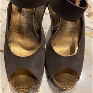 PEDRO GARCIA heels